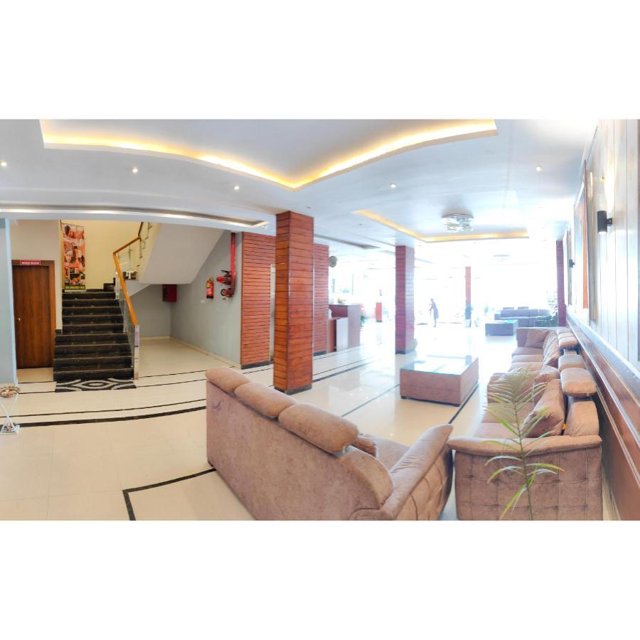 The Royal Bhumesh Hotel Катра Екстериор снимка
