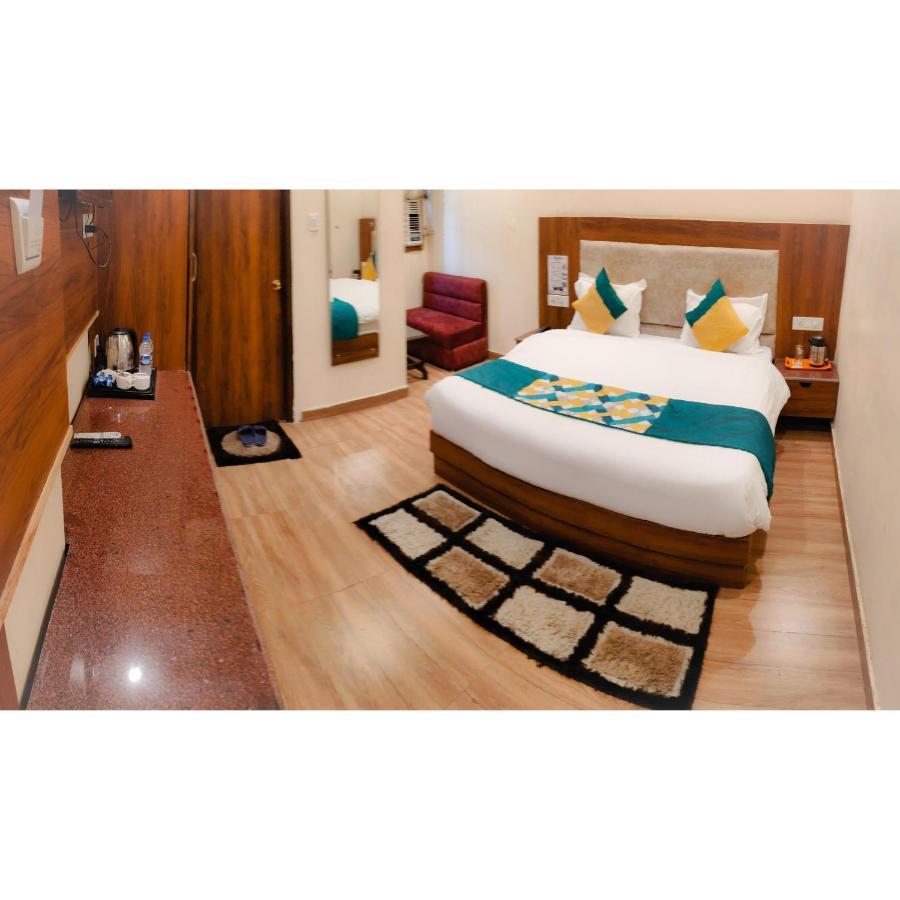 The Royal Bhumesh Hotel Катра Екстериор снимка